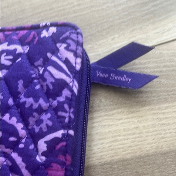 Vera Bradley purple wristlet - Picture 3 of 8